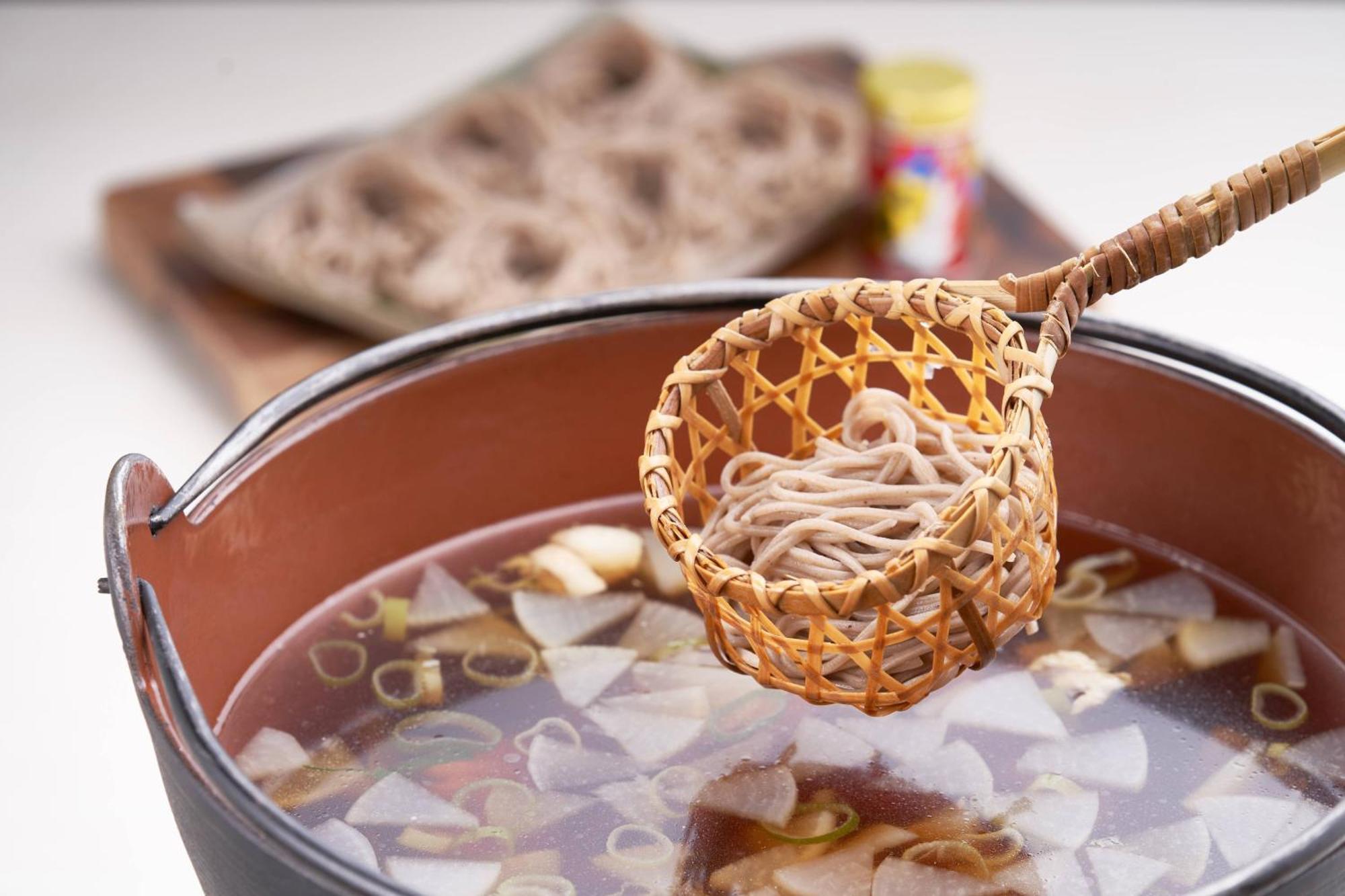 فندق كورتيارد باي ماريوت هاكوبا المظهر الخارجي الصورة